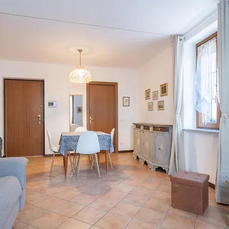 La Corte Della Fontana Apartment Cremeno